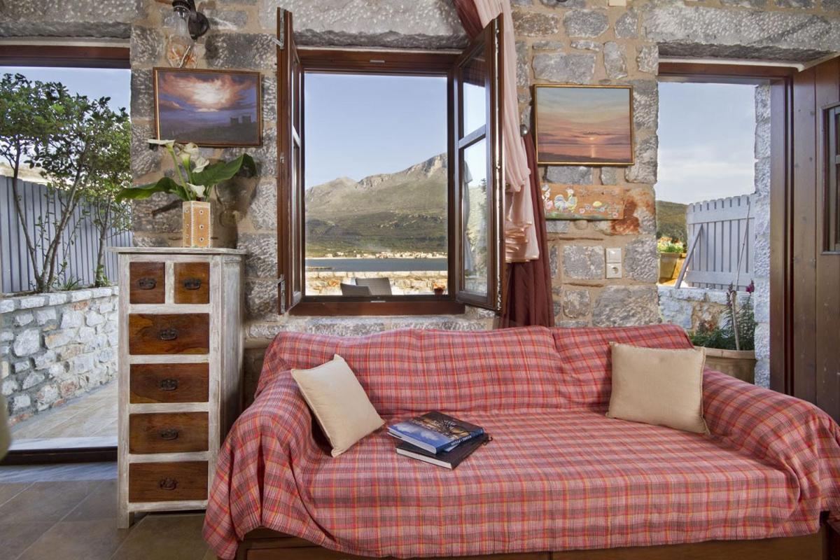 Elixirion Guest House Karavostásion المظهر الخارجي الصورة