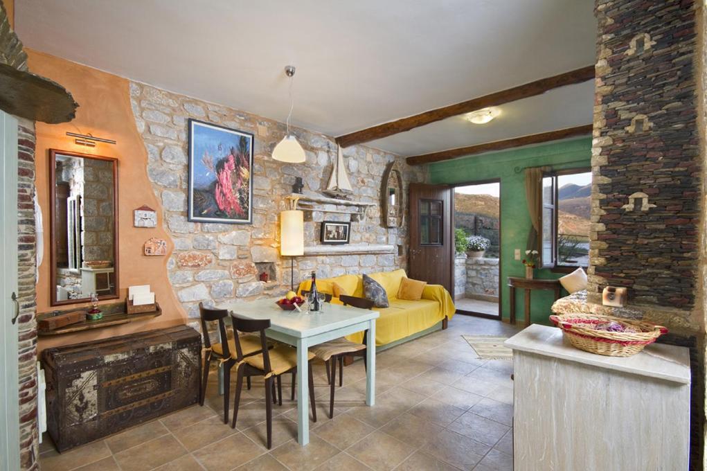 Elixirion Guest House Karavostásion المظهر الخارجي الصورة